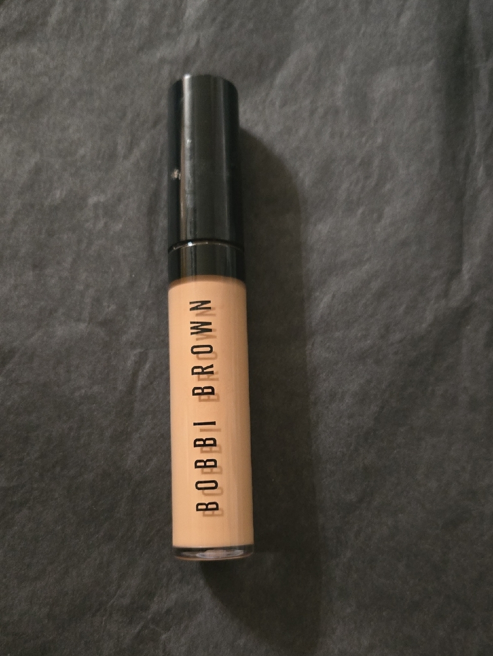 Bobbi Brown Concealer In Shade Honey